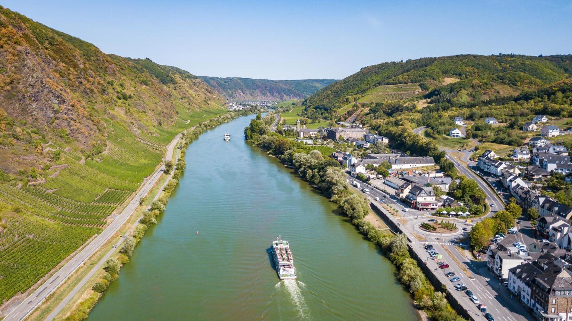 Ferienweingut Gansen Hochgenuss 2 Apartment Ernst Bagian luar foto